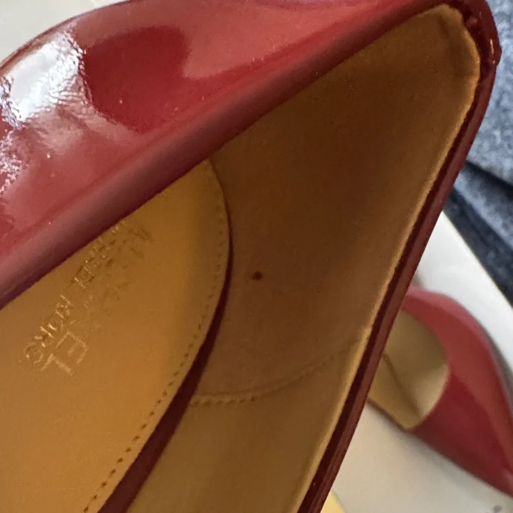 Michael Kors Burgundy Heels - Picture 10 of 11